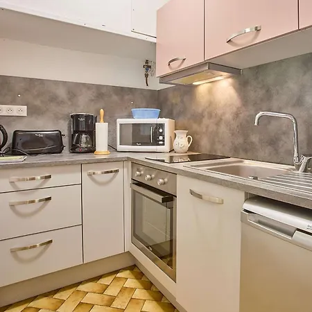 Cosy Rez De Chaussee 2 Pers, Animaux Admis, Parking, Wifi Gratuit - Fr-1-841-86 Appartement Cazaubon